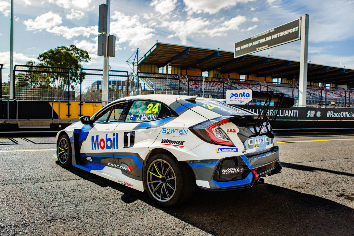 MOBIL 1 PARTNERS WITH LEADING TCR HONDA